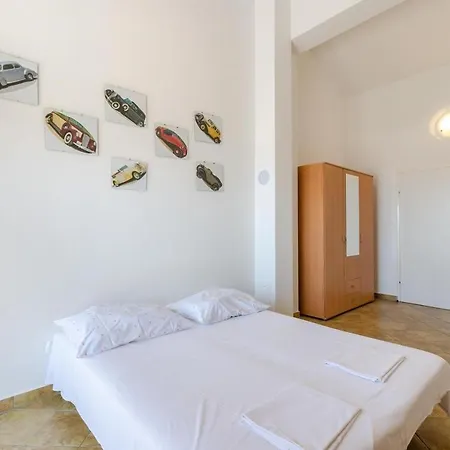 Apartment In Crikvenica With One-bedroom 4 *