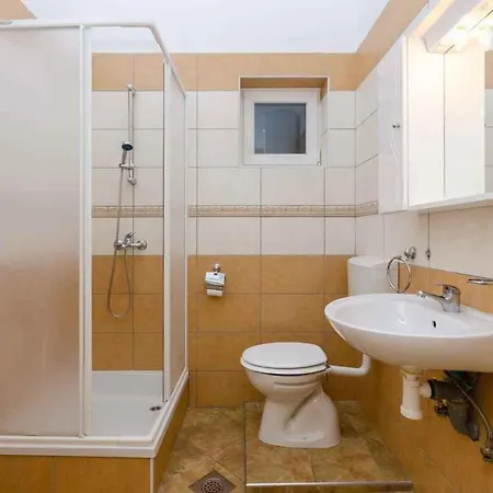 In Crikvenica With One-bedroom 4 *