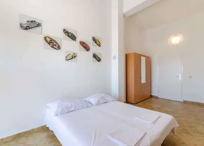 In Crikvenica With One-bedroom 4 *